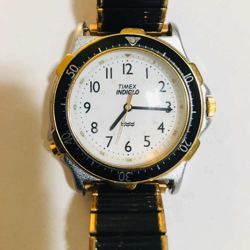 🛑❌SOLD❌🛑 Vintage Timex Indiglo Compass Men’s Watch